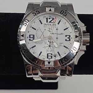 Invicta Reserve 200M/660FT Diver's Watch Model 6107 Stainless Steel Swiss Made